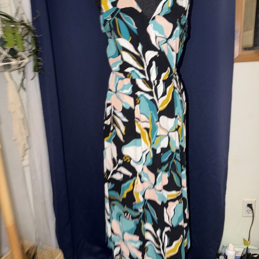 Roxy Black Floral Wrap Dress Midi Length Sz S